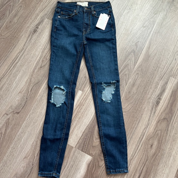 FREE PEOPLE JEANS BNWT - Picture 4 of 4